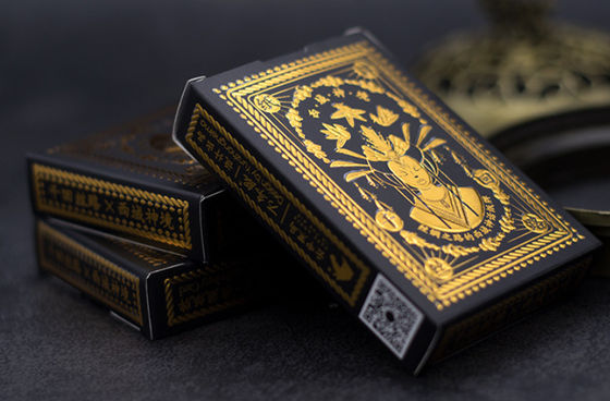 Goldfolien-deutsche schwarze Hülsenpapier-Spielkarten mit dem Goldfolien-Kasten-Verpacken